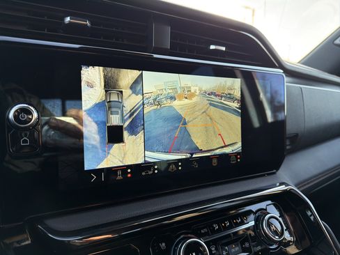 Used 2024 GMC Sierra 1500 AT4 w/ AT4 Premium Package image 20