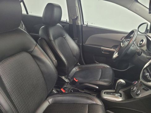 Used 2018 Chevrolet Sonic Premier image 21