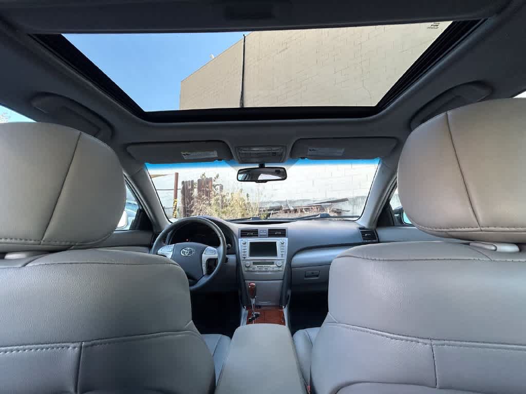 Used 2010 Toyota Camry Hybrid FWD image 13