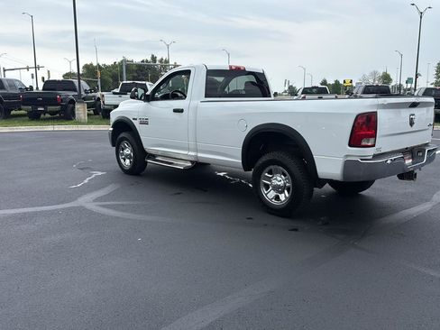 Used 2014 RAM 3500 Tradesman w/ Chrome Appearance Group AWD/4WD image 3