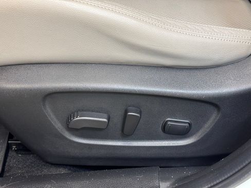 Used 2017 Nissan Rogue Sport SL AWD/4WD image 11