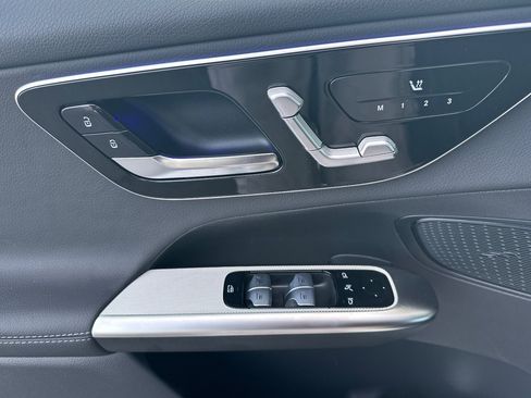 New 2026 Mercedes-Benz GLC 300 4MATIC image 11
