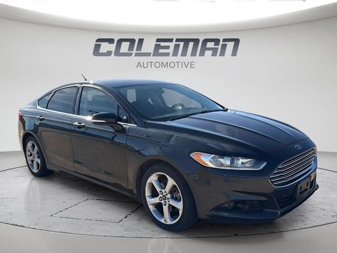 Used 2014 Ford Fusion SE w/ Equipment Group 201A image 7