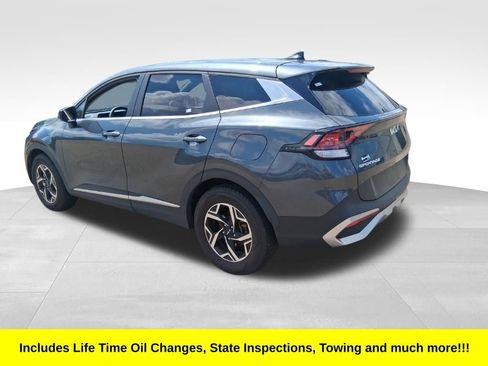 Certified 2024 Kia Sportage LX FWD image 3