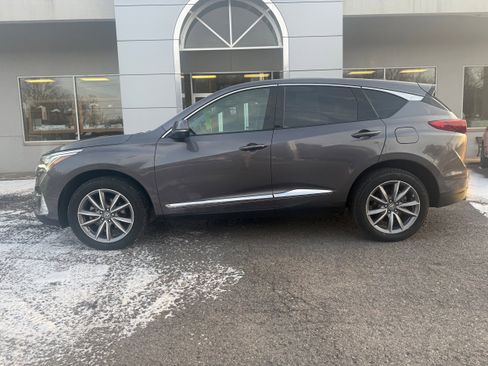 Used 2020 Acura RDX w/ Technology Package image 2