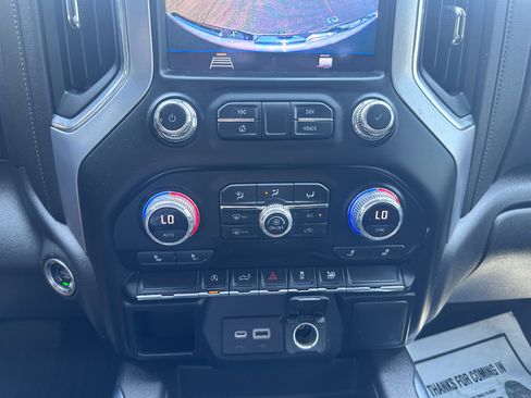 Used 2022 GMC Sierra 1500 Elevation w/ LPO, Elevation Black Package AWD/4WD image 14