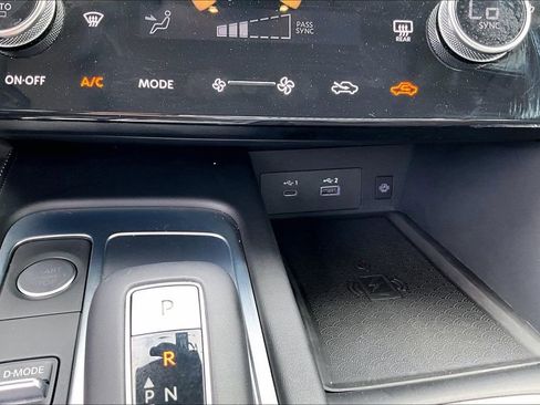 Certified 2025 INFINITI QX60 Pure image 33