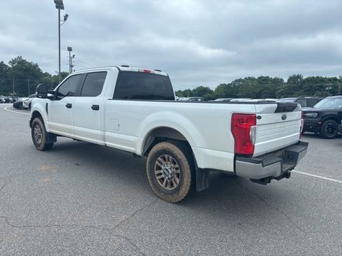Used 2022 Ford F250 XL w/ Power Equipment Group RWD image 3