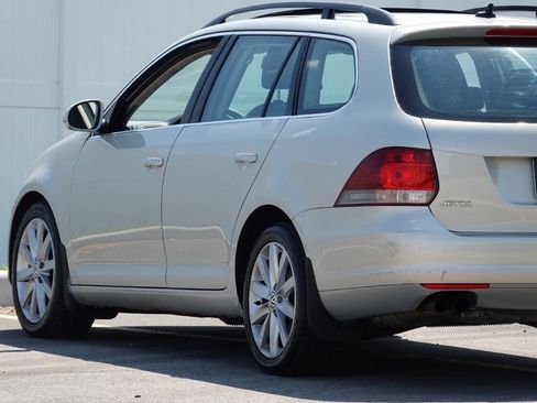 Used 2012 Volkswagen Jetta TDI FWD image 20