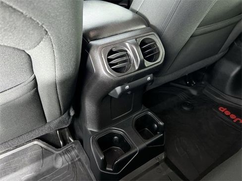 Used 2020 Jeep Gladiator Sport w/ Quick Order Package 24S image 22