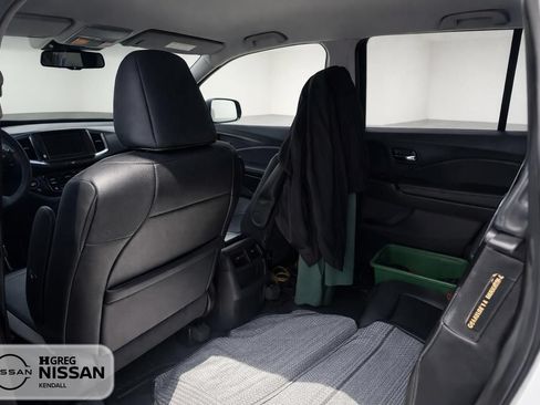 Used 2017 Honda Ridgeline RTL-T image 8