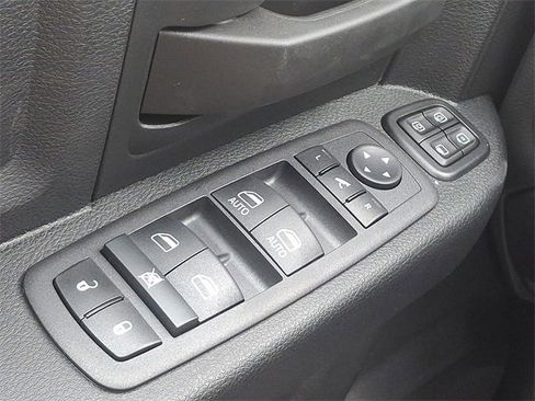 Used 2023 RAM 3500 Tradesman w/ Chrome Appearance Group image 28