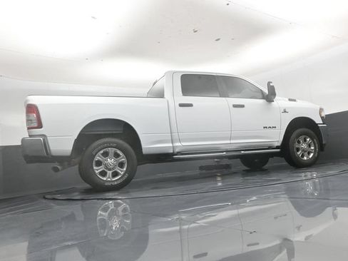 Used 2024 RAM 2500 Big Horn w/ Off Road Package AWD/4WD image 39