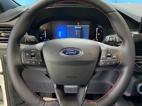 New 2026 Ford Escape ST-Line w/ Cold Weather Package image 15