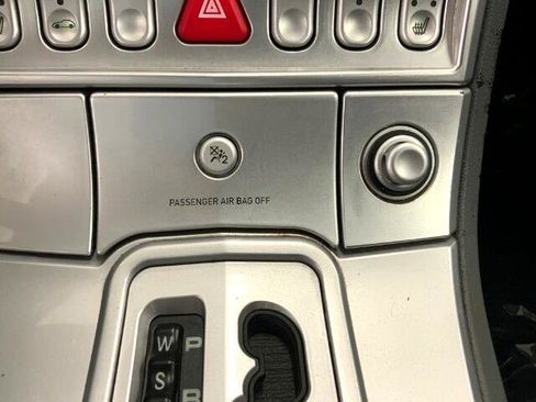 Used 2004 Chrysler Crossfire Coupe image 12