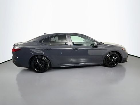 Used 2026 Toyota Camry SE FWD image 8