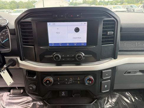 Used 2022 Ford F150 XL w/ Equipment Group 101A High RWD image 28