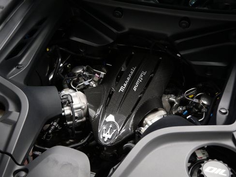 Used 2023 Maserati MC20 Coupe RWD image 50