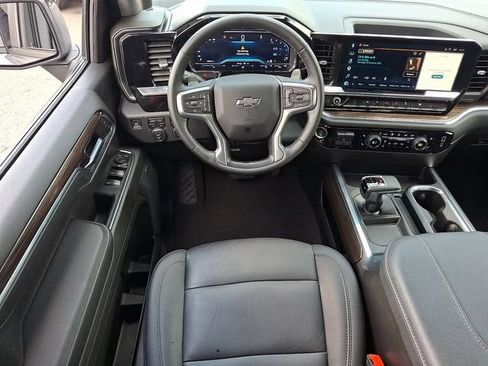 Used 2024 Chevrolet Silverado 1500 RST w/ Rally Edition AWD/4WD image 11
