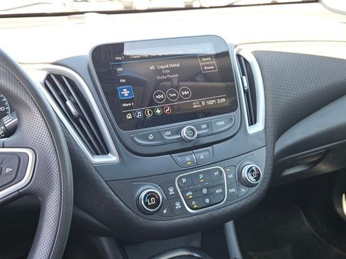 Certified 2022 Chevrolet Malibu LT FWD image 16