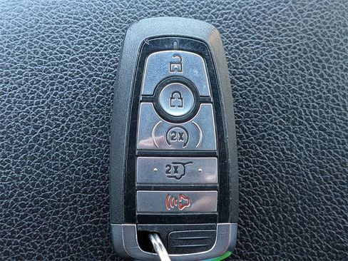 Used 2021 Ford Expedition Max Limited image 32