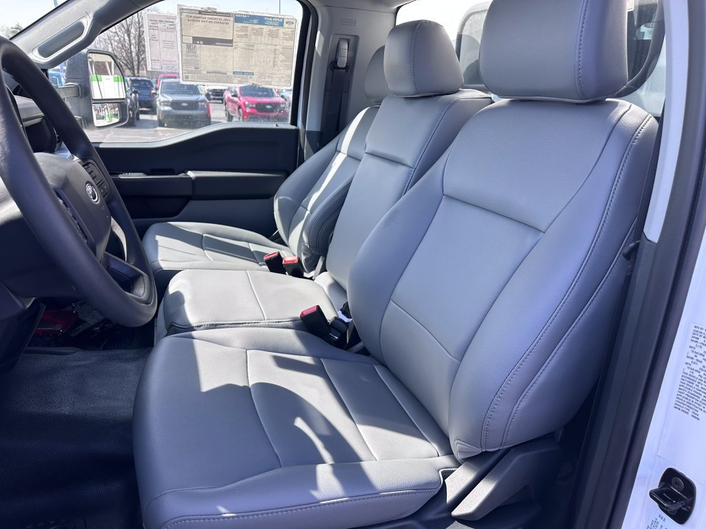 New 2024 Ford F550 4x4 Regular Cab Super Duty image 18