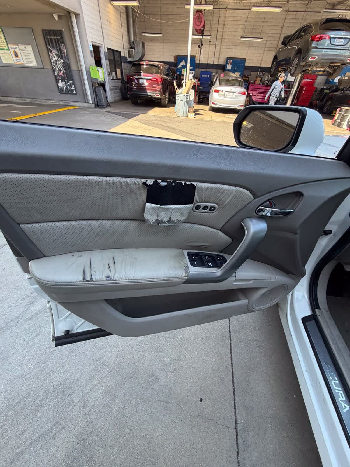Used 2012 Acura RDX w/ Technology Package FWD image 12