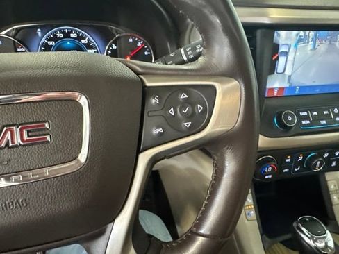 Used 2018 GMC Acadia Denali w/ Technology Package AWD/4WD image 44
