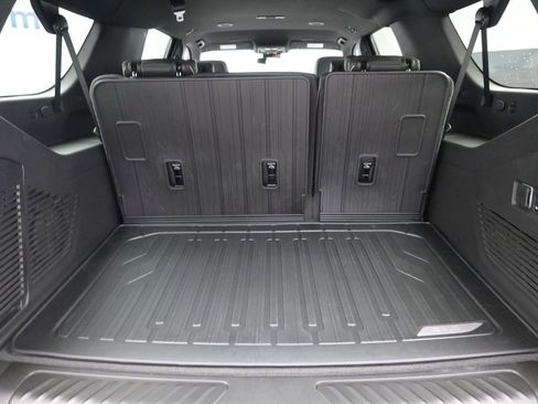 New 2026 GMC Yukon XL Elevation image 11