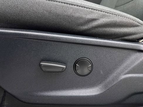 Used 2024 Ford F150 XLT w/ FX4 Off-Road Package image 26