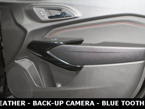 New 2026 Chevrolet Trax RS w/ Sunroof Package image 19