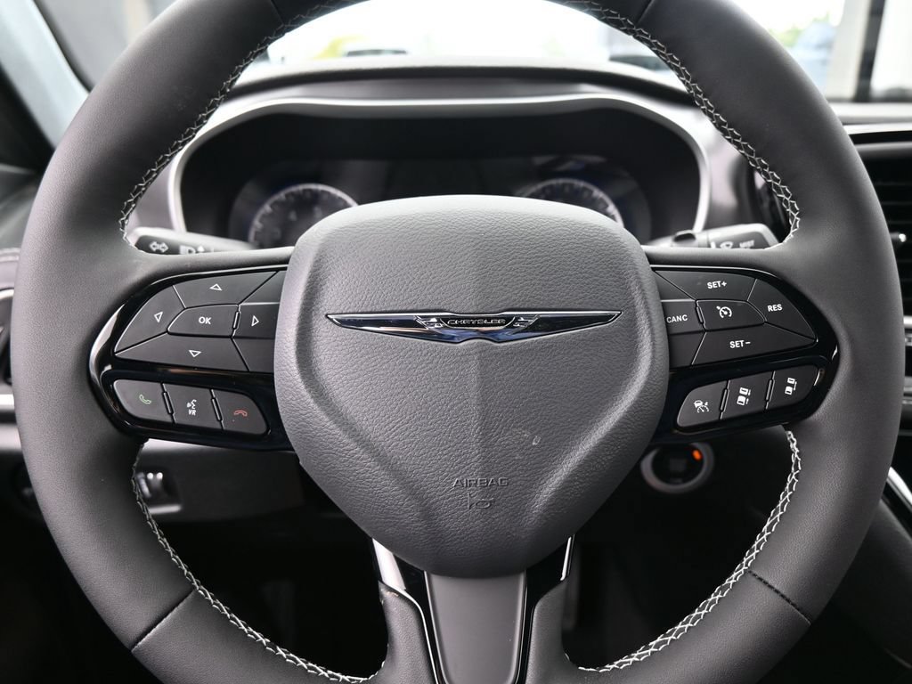 New 2026 Chrysler Pacifica Select w/ S Appearance Package FWD image 26