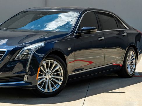 Used 2017 Cadillac CT6 Luxury image 11