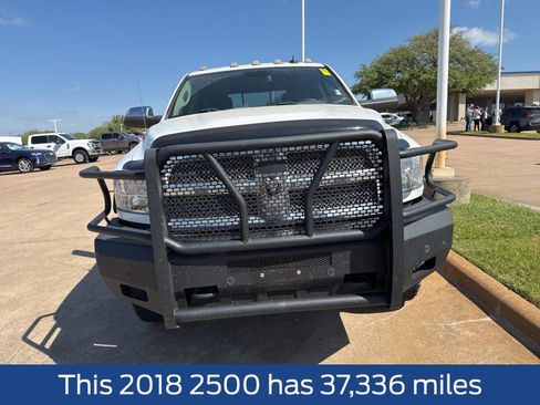 Used 2018 RAM 2500 Big Horn image 2