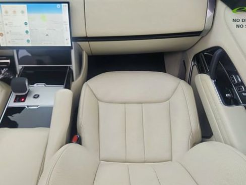 Used 2024 Land Rover Range Rover Autobiography AWD/4WD image 38