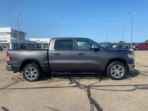 Used 2022 RAM 1500 Big Horn AWD/4WD image 2