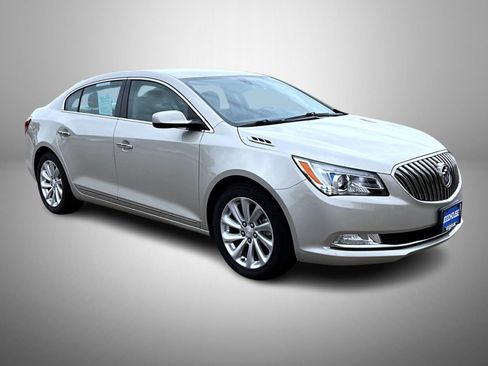 Used 2014 Buick LaCrosse FWD image 3