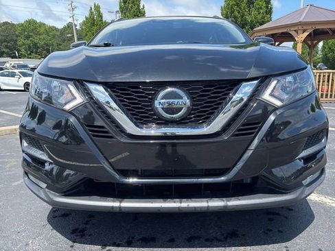 Used 2021 Nissan Rogue Sport SV w/ Technology Package FWD image 2