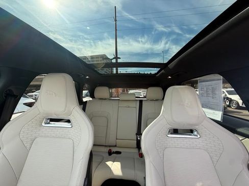 Used 2024 Jaguar F-PACE R-Dynamic S image 25