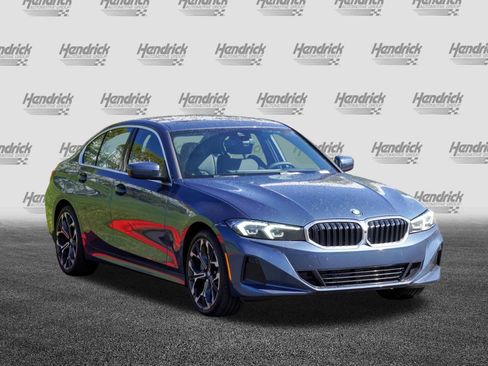 Certified 2025 BMW 330i Sedan RWD image 2