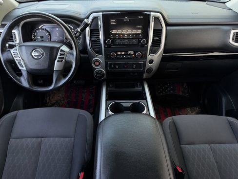 Used 2021 Nissan Titan SV w/ SV Convenience Package AWD/4WD image 11
