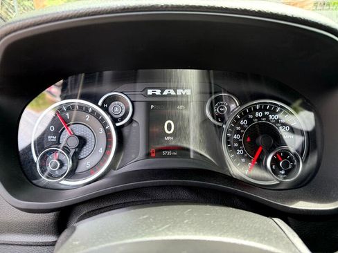 Used 2022 RAM 3500 Tradesman image 24