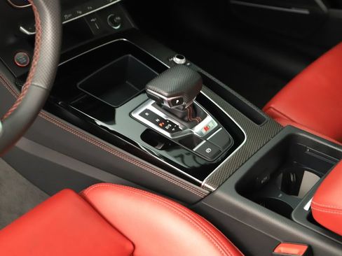 Certified 2022 Audi SQ5 Prestige w/ Prestige Package AWD/4WD image 17