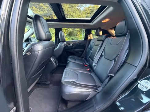 Used 2014 Jeep Cherokee Limited AWD/4WD image 26
