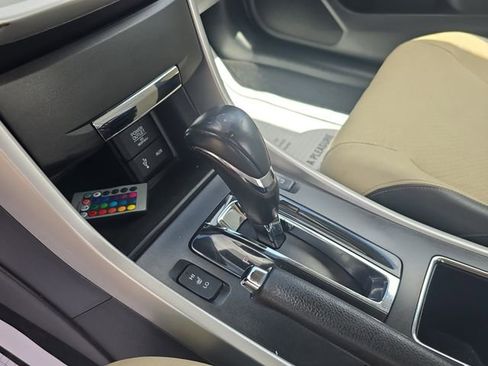 Used 2015 Honda Accord EX-L image 18