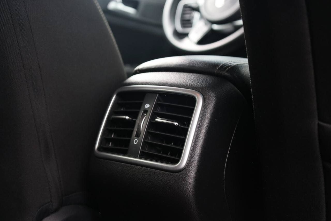 Used 2020 Kia Sportage LX FWD image 17