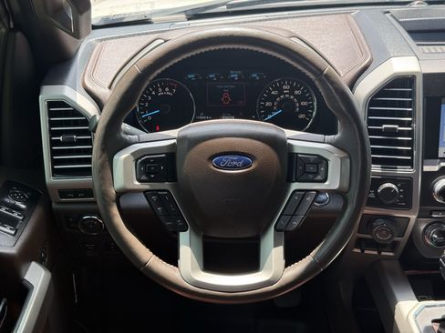 Used 2018 Ford F150 King Ranch w/ Equipment Group 601A Luxury AWD/4WD image 15