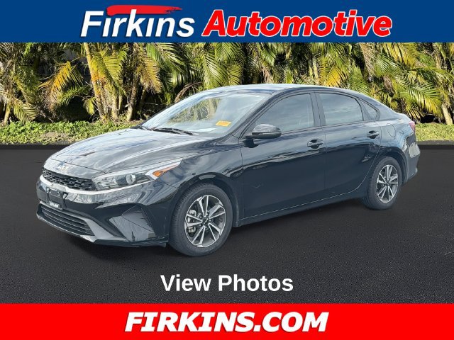 Used 2022 Kia Forte LXS w/ LXS Technology Package FWD image 1