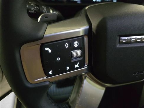 New 2026 Land Rover Discovery Limited Edition AWD/4WD image 17
