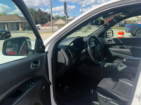 Used 2018 Dodge Durango R/T w/ Blacktop Package AWD/4WD image 9
